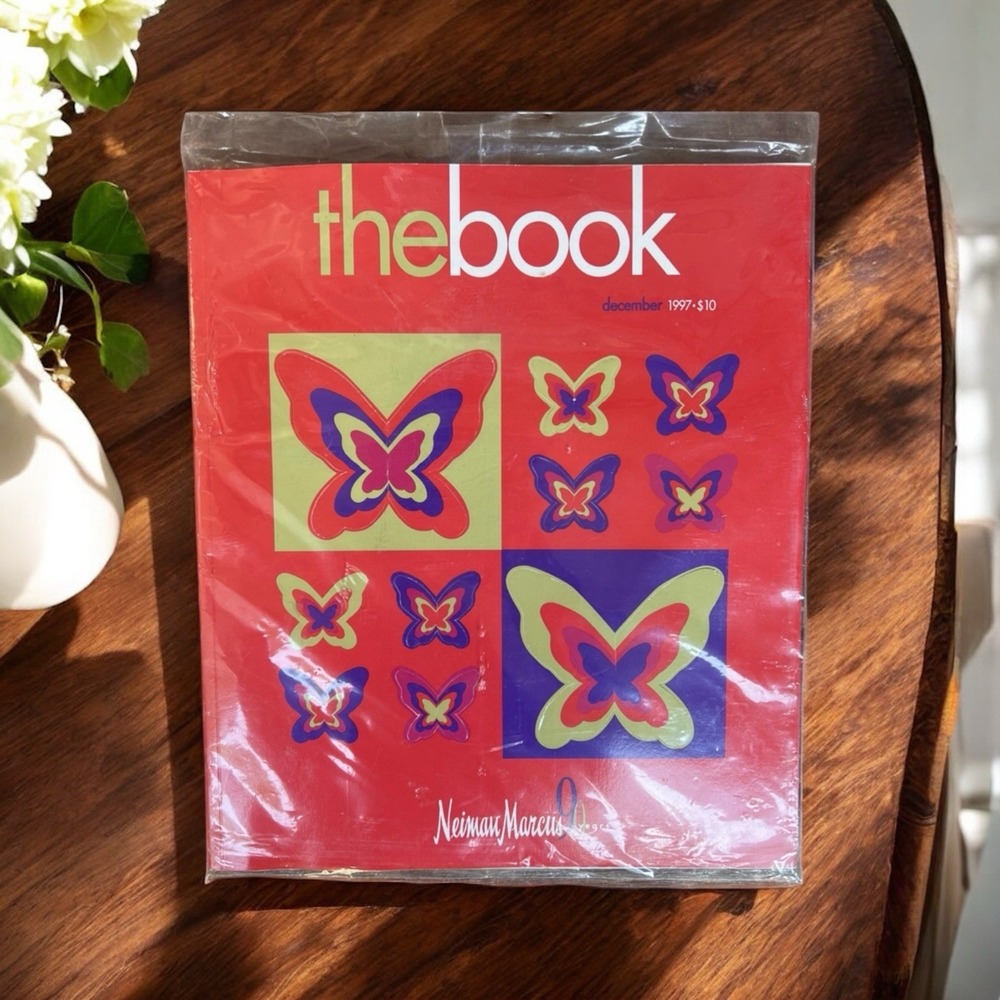 Vtg NEIMAN MARCUS THE BOOK Dec 1997 Catalog Luxury Rare MINT